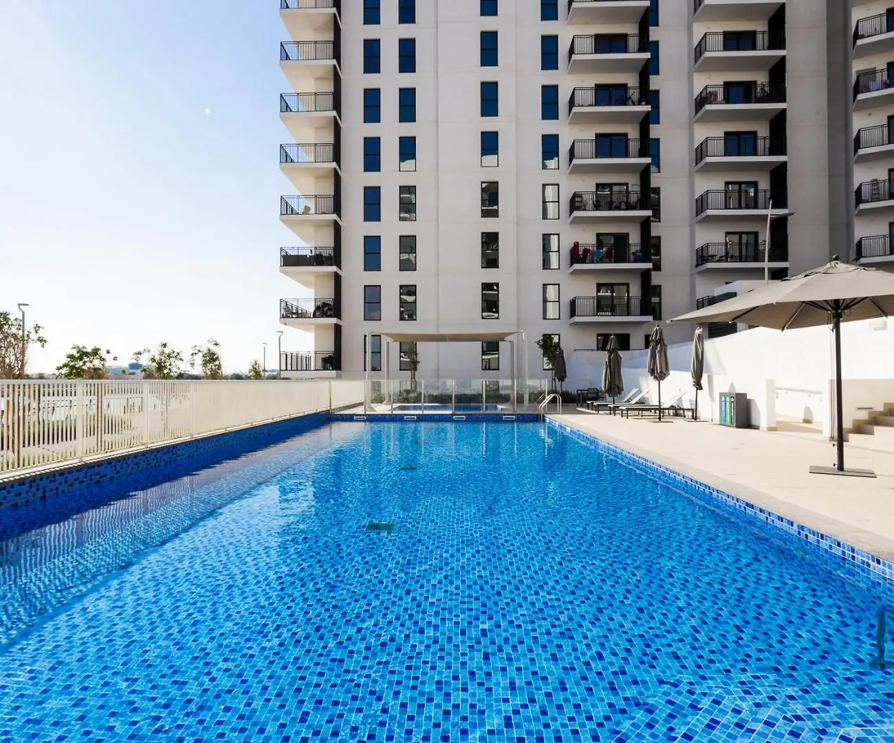 Voyage'S Two-Bedroom Haven Abu Dhabi