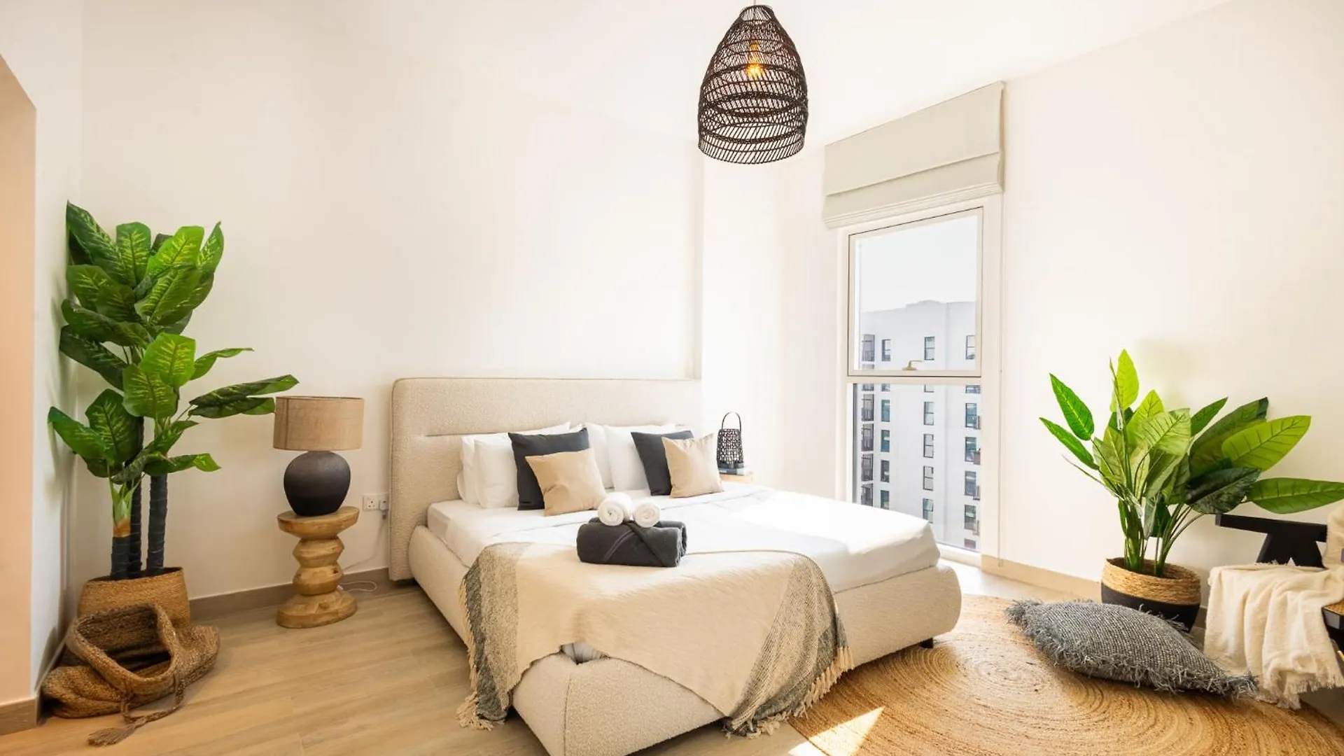 Voyage'S Two-Bedroom Haven Abu Dhabi Appartamento