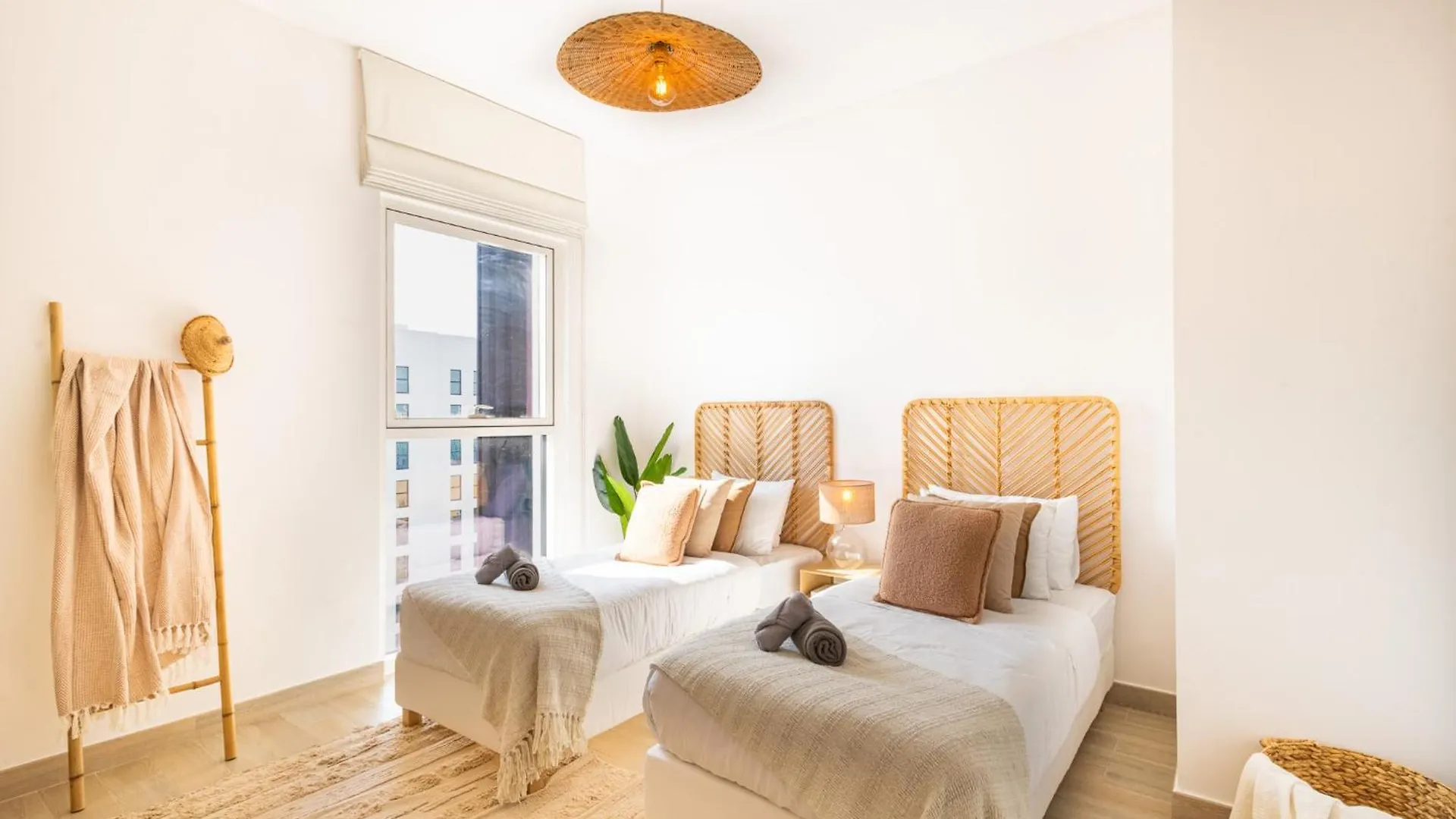 Voyage'S Two-Bedroom Haven Abu Dzabi Apartman